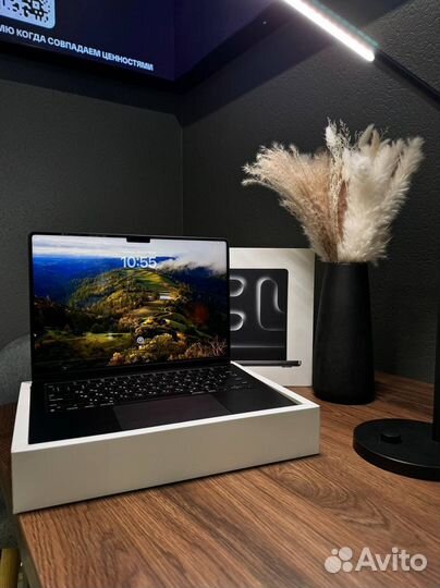 Macbook pro 14 m3pro 18 512