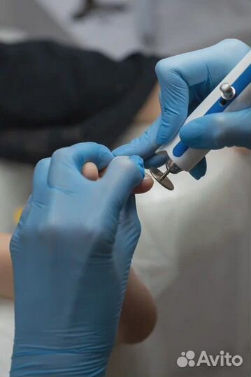 Аппаратный педикюр Обработка пальцев гель лак