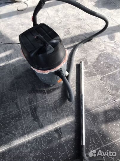 Строительный водосос Пылесос Керхер химчистка