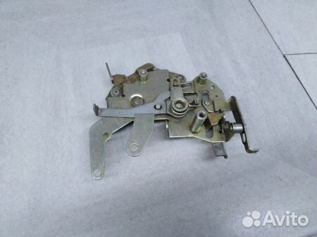 Замок двери сдвижной левой