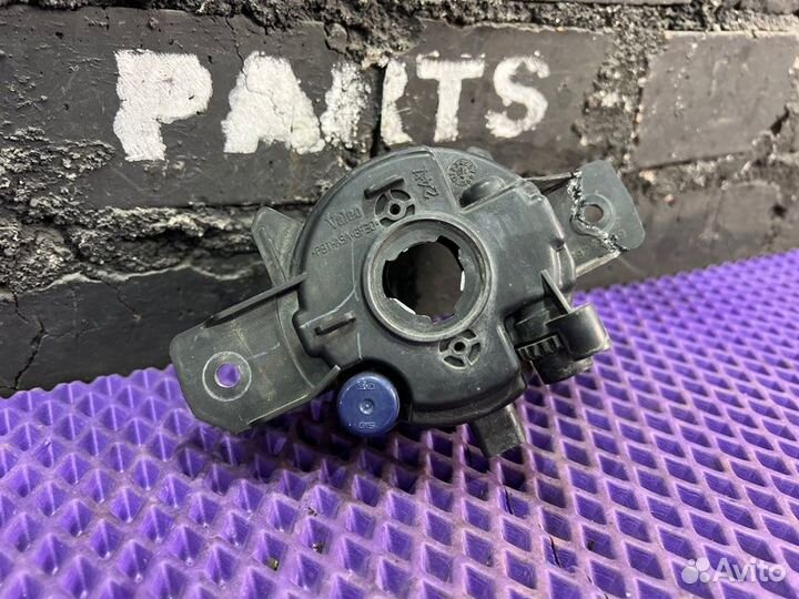 Фара противотуманная левая Nissan X-Trail