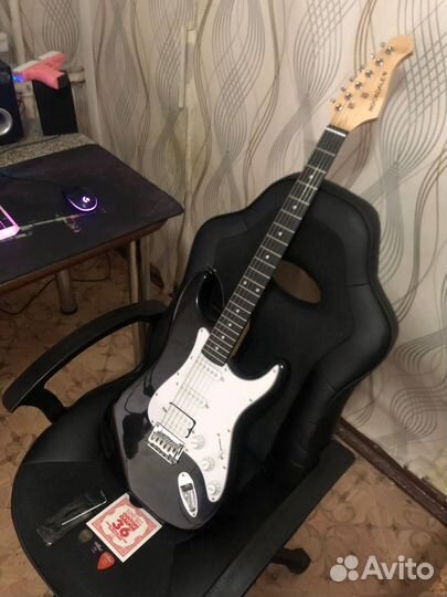 Электронная гитара Rockdale H-S-S