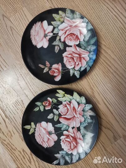 Парные тарелки фарфор чёрное крытьё роспись
