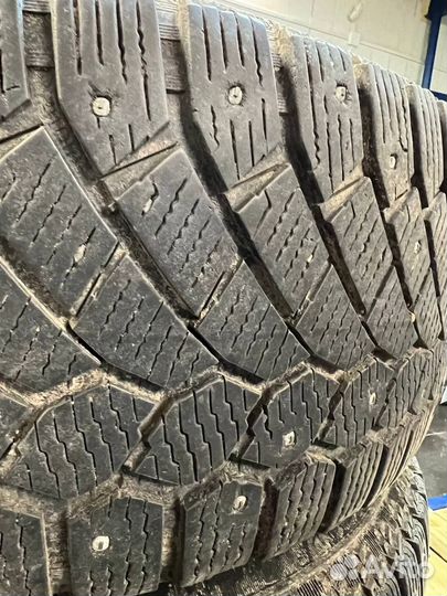Continental ContiIceContact 235/60 R18