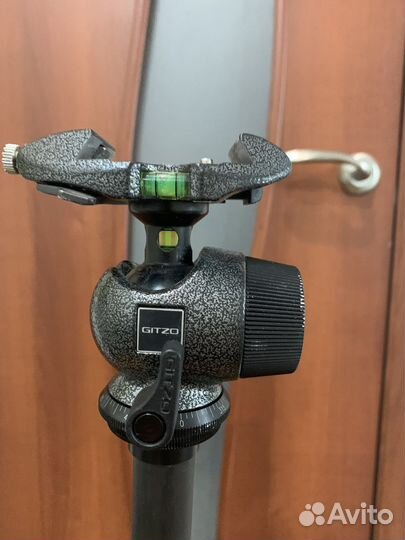 Штатив для фотоаппарата