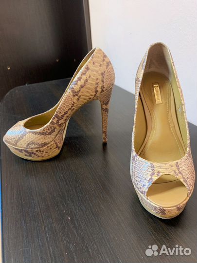 Туфли женские 37 размер бежевые