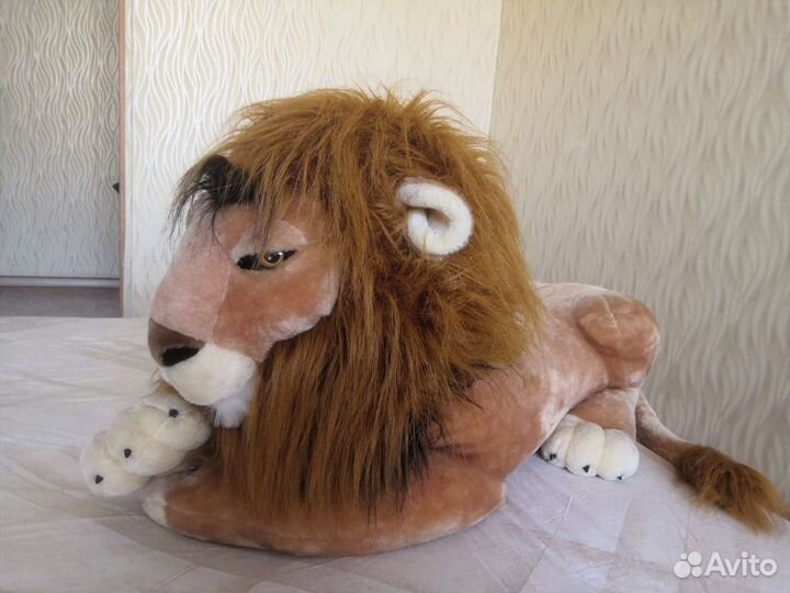 Красавец Лев