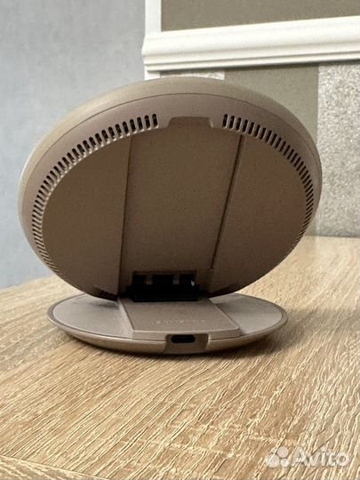 Беспроводное зарядное устройство