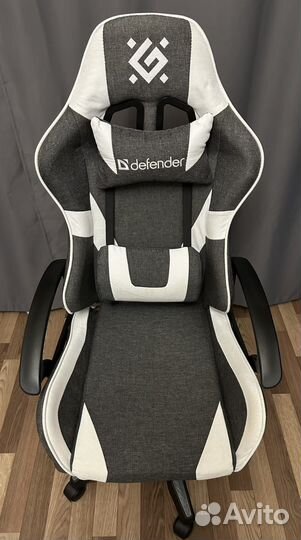 Игровое компьютерное кресло Defender