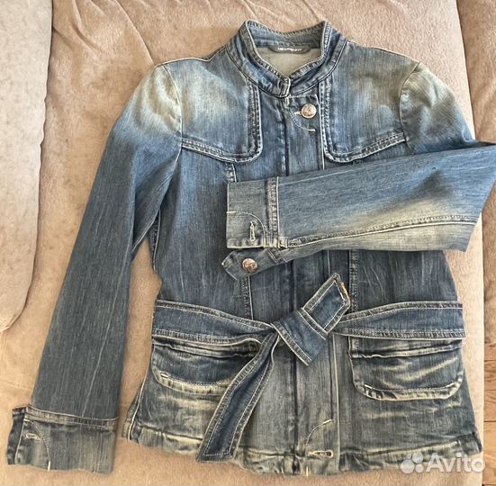 Джинсовая куртка женская