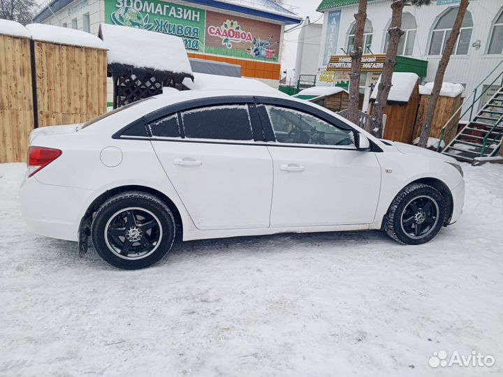 Chevrolet Cruze 1.8 AT, 2011, 190 000 км