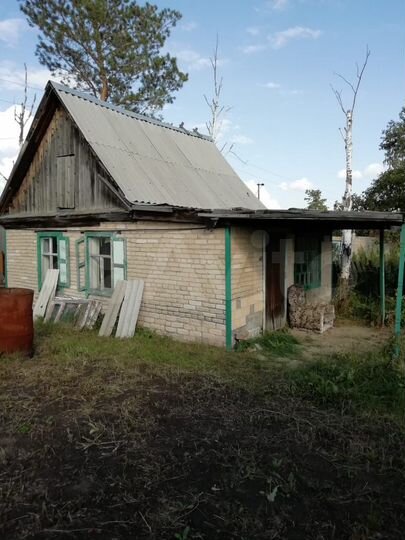 Дом 28 м² на участке 6,3 сот.