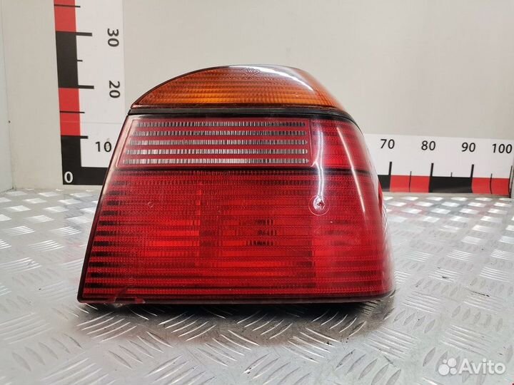 Фонарь задний для Volkswagen Golf 3 1H6945112A