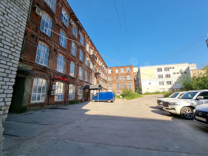 Площади под швейное производство, 1500 м²