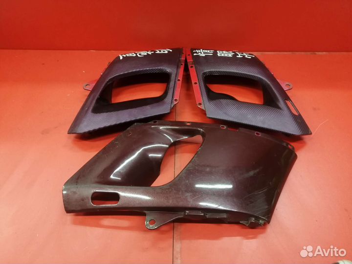 Пластик боковой Kawasaki ZZR400-2 93-07