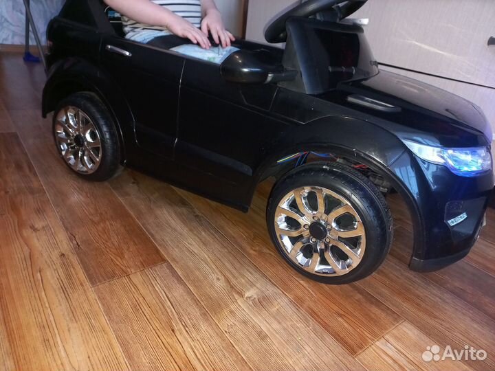 Детский электромобиль бу