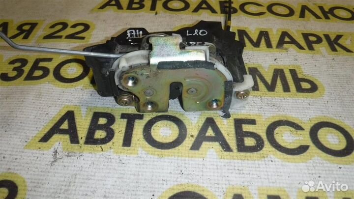 Замок двери передней левой Mitsubishi Lancer 10