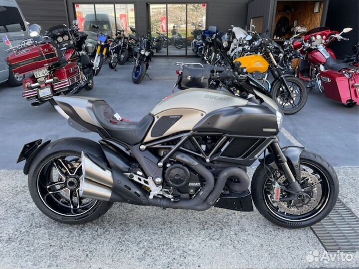 Ducati diavel titanium Le 2015