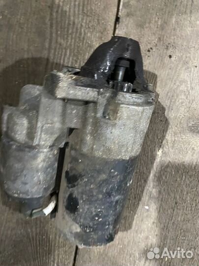 Стартер Рено Дастер 2,0 л