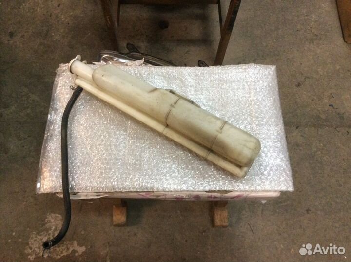 Расширительный бачок Mitsubishi Lancer IX