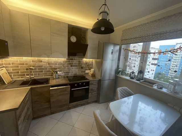 2-к. квартира, 52,4 м², 11/12 эт.