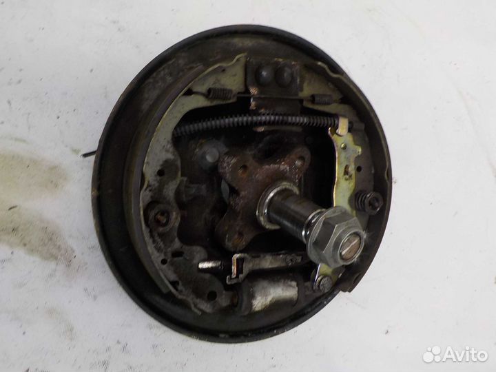 Щит тормозной задний LADA largus задний правый