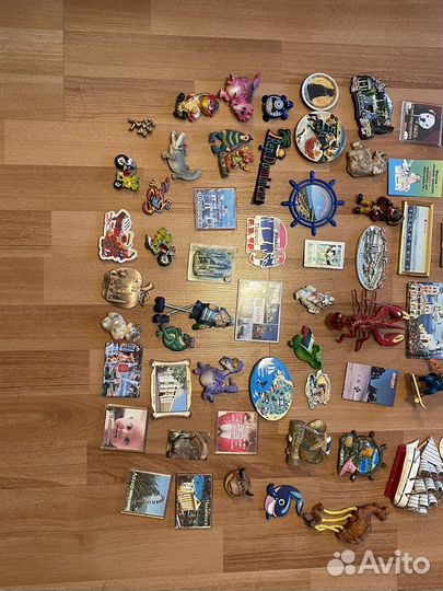 Коллекция магнитиков
