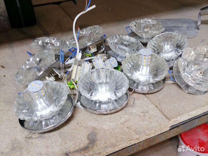 Светильник потолочный