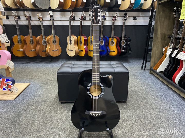 Гитара акустическая