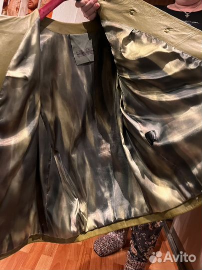Кожаный плащ женский