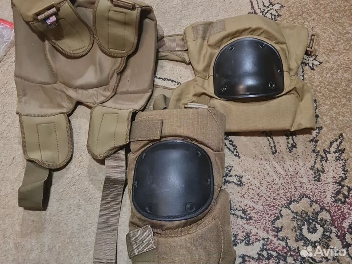 Наколенники тактические