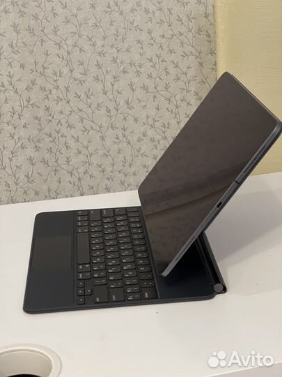 Планшет Apple iPad Pro 12.9 (4поколения) 256 гб