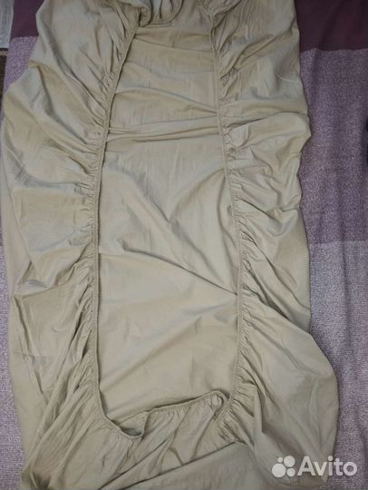 Простынь на резинке