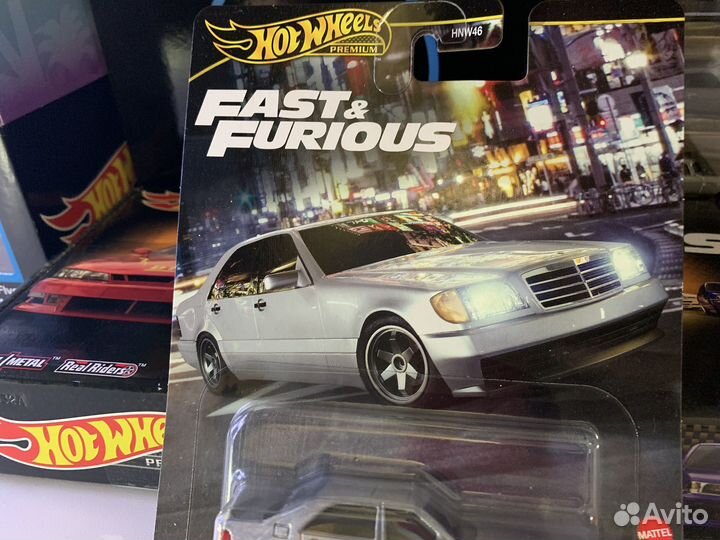 Hot Wheels Premium Mercedes-Benz 500 SEL