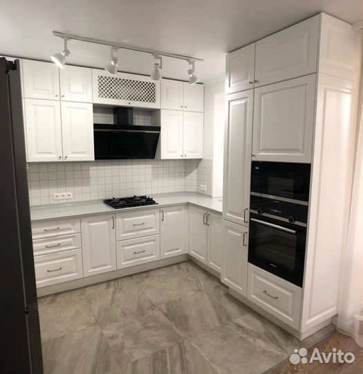 Кухонный гарнитур новый