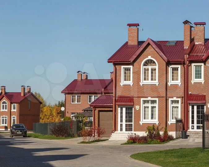 Коттедж 130 м² на участке 4,5 сот.