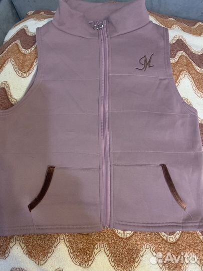 Костюм женский спортивный