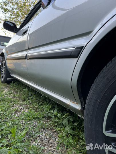 Toyota Corolla 1.3 МТ, 1988, битый, 300 000 км