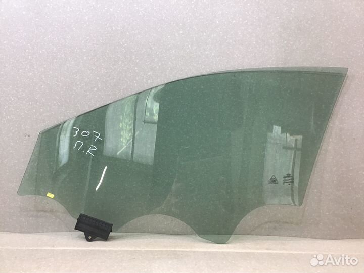 Стекло двери передней правой Kia Cerato 2018