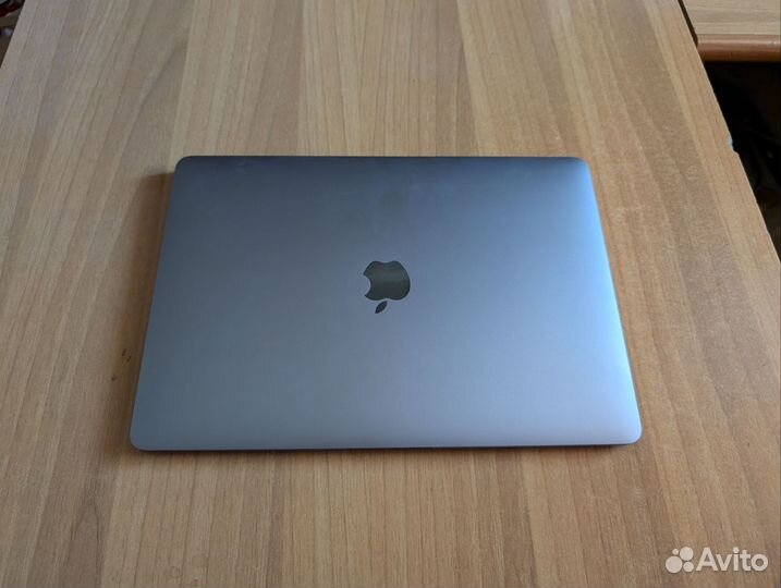 Apple MacBook Air M1 256 gb Отличное Состояние