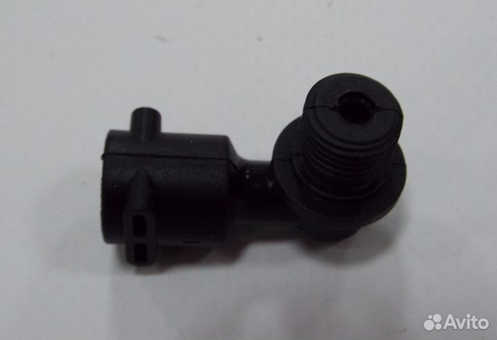 Соединитель угловой с резьбой для кофемашины DE