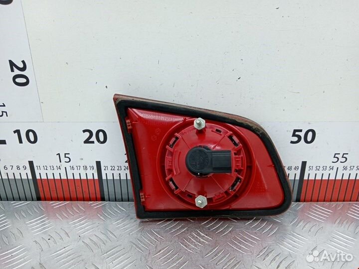 Фонарь задний для Volkswagen Passat 6 3C9945094