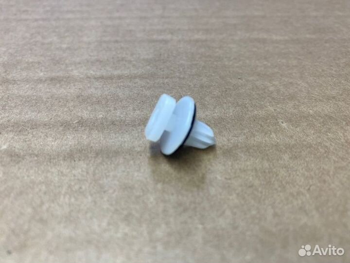 Клипса Land Rover