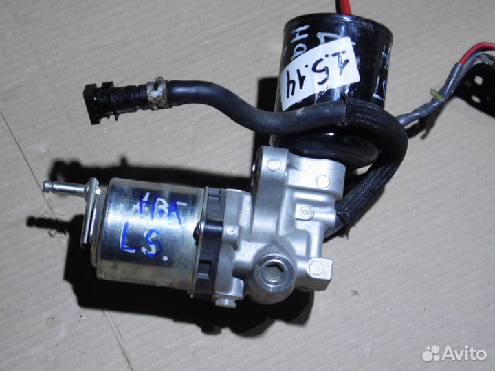 Электронный усилитель тормозов Лексус лс
