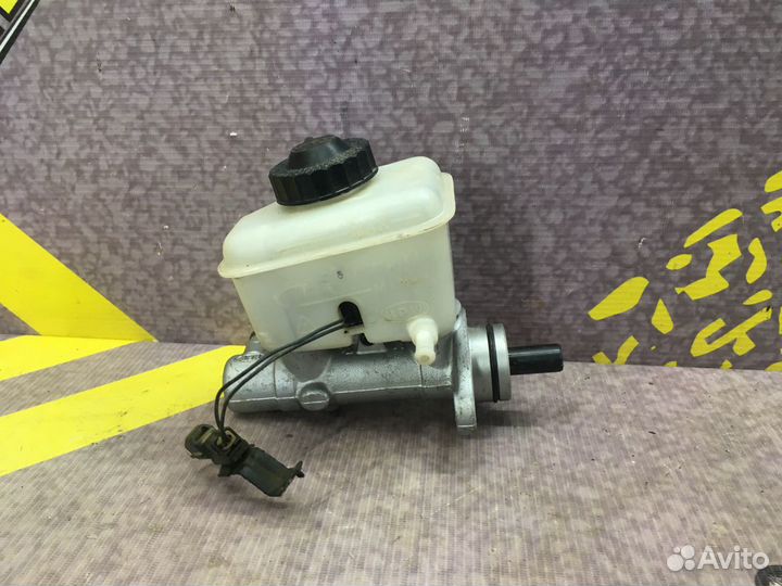 Цилиндр тормозной главный с бачком Спектра М/Т абс