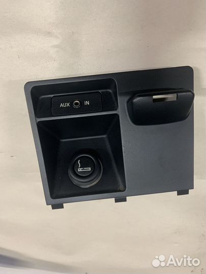 Гнездо прикуривателя / AUX / аукс BMW X5 E70