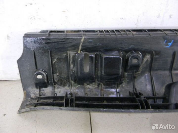 Накладка багажного отделения