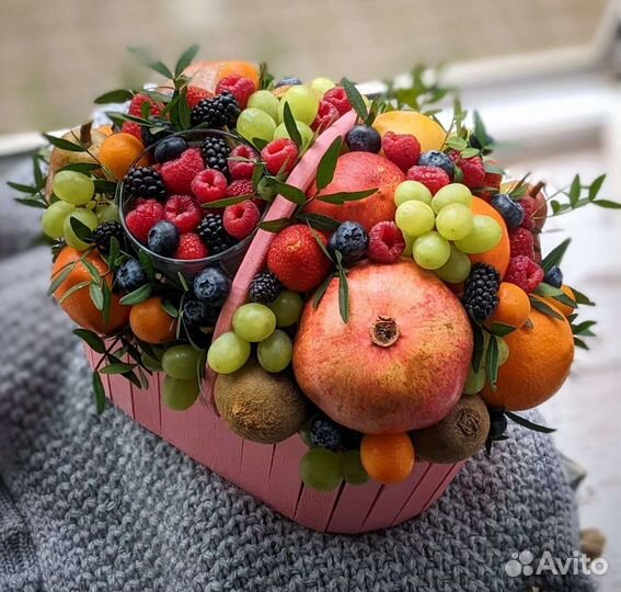Съедобные букеты / Фруктовая корзина