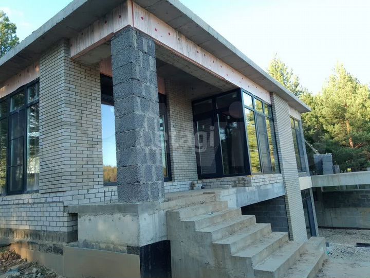 Дом 336 м² на участке 12 сот.