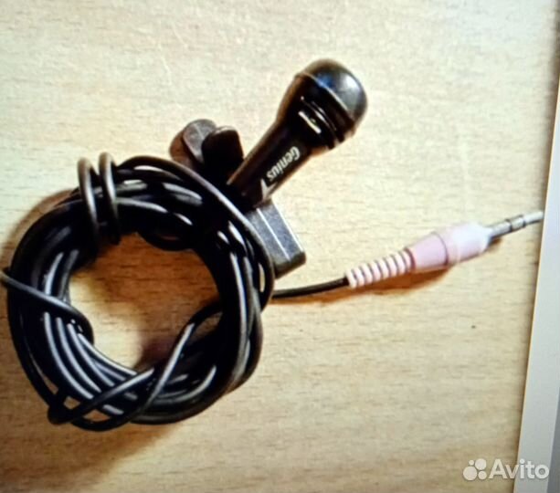 Микрофон петличный Genius MIC-01C
